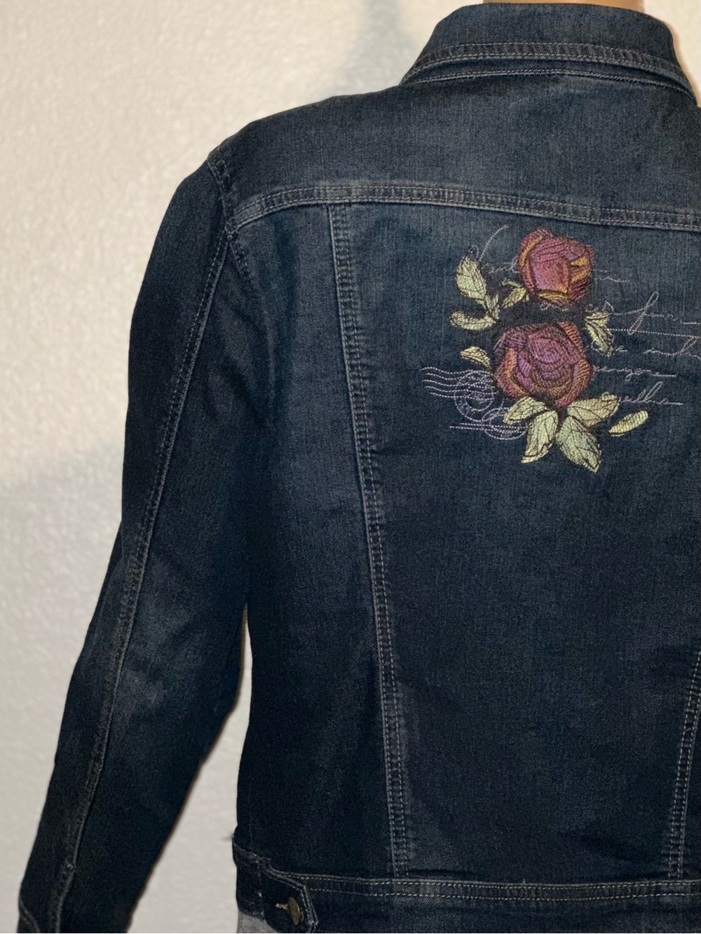Westport Embroidered Rose Denim Jacket – Dark Wash Floral Shacket – Size M - Picture 5 of 12